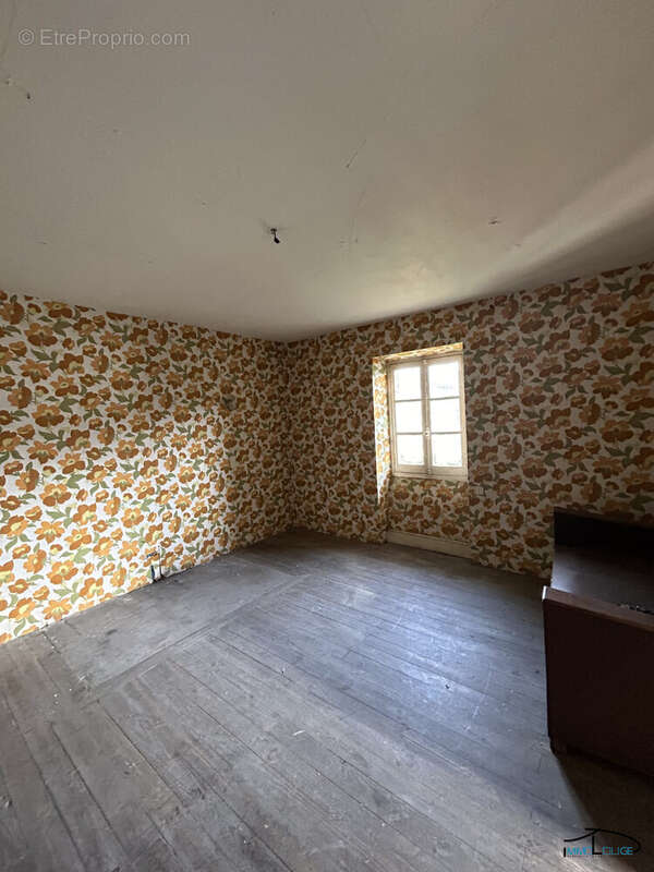 Maison à AUBIN