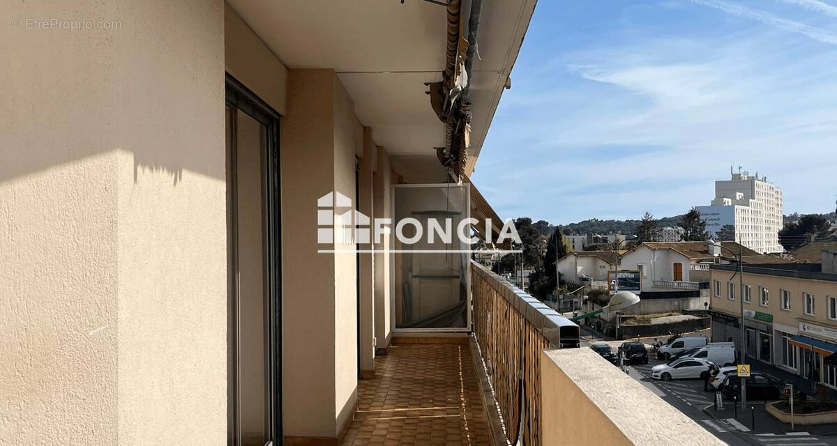 Appartement à LE CANNET