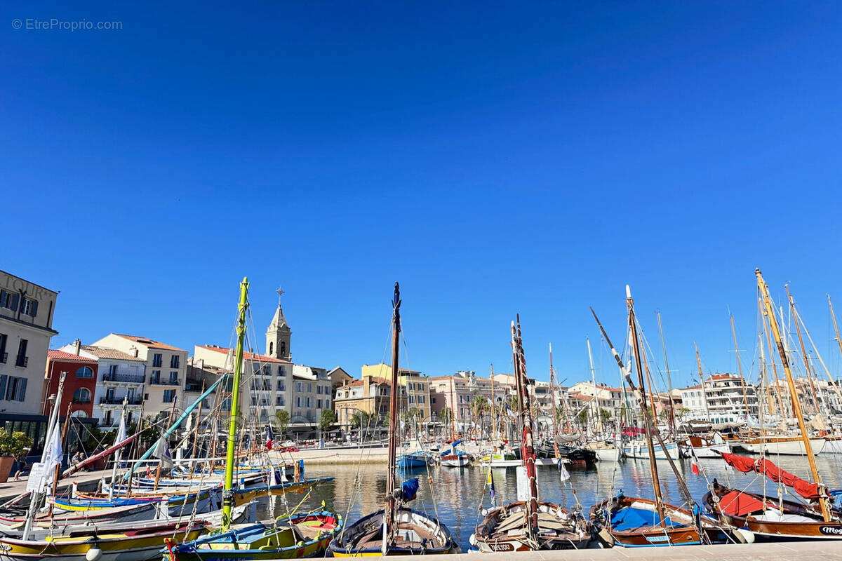 Appartement à SANARY-SUR-MER
