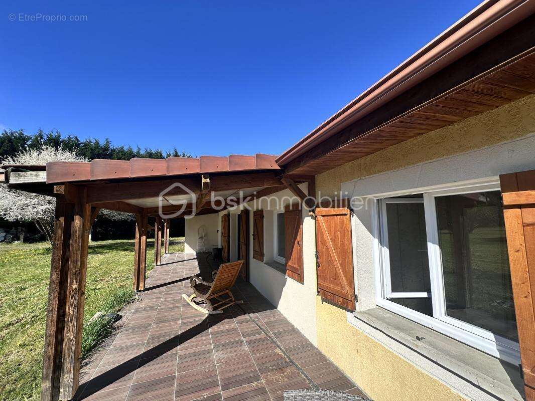 Maison à AUREILHAN