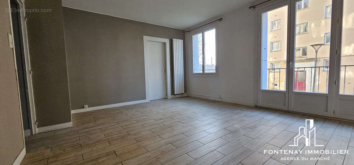 Appartement à FONTENAY-LE-COMTE