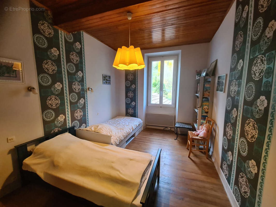Maison à SAURAT