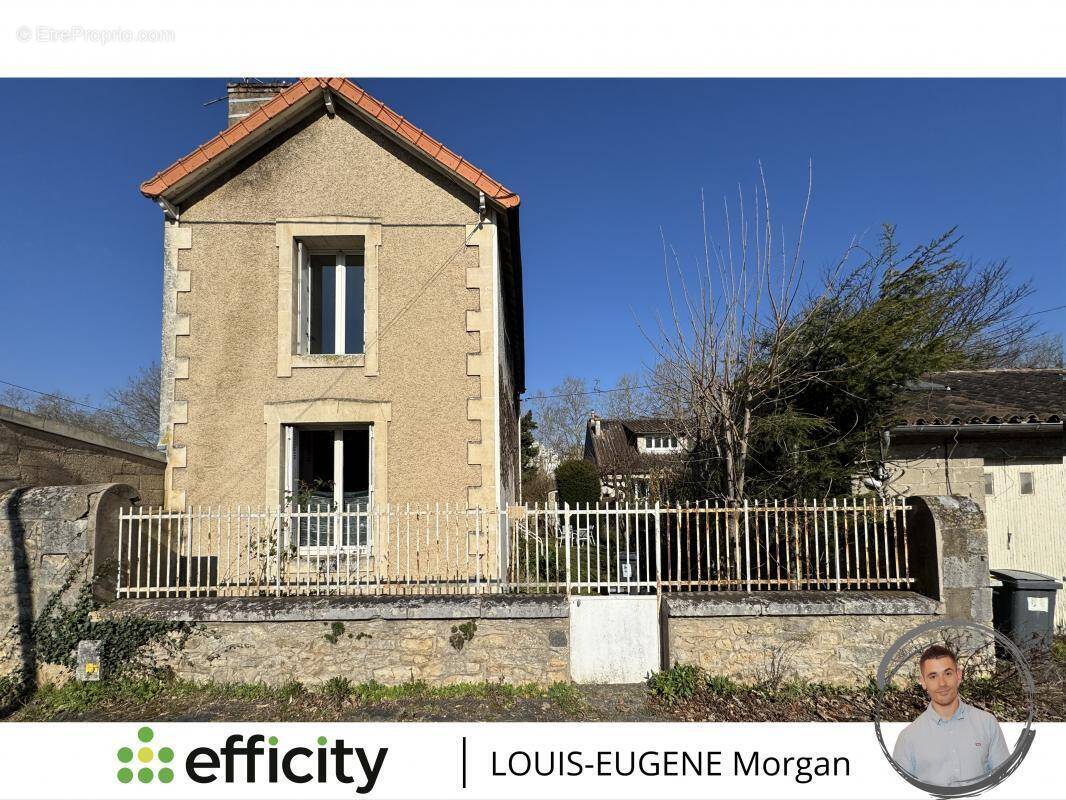 Maison à POITIERS