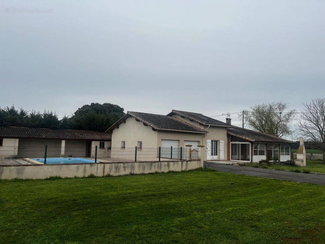 Maison à LAMASQUERE