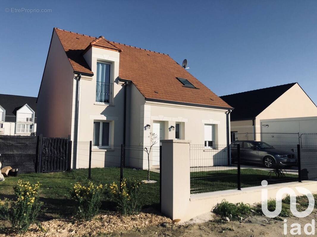 Photo 1 - Maison à CHOISY-AU-BAC