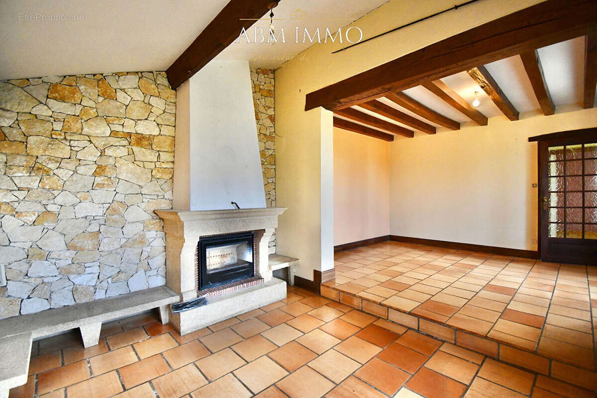 Maison à PRIGONRIEUX