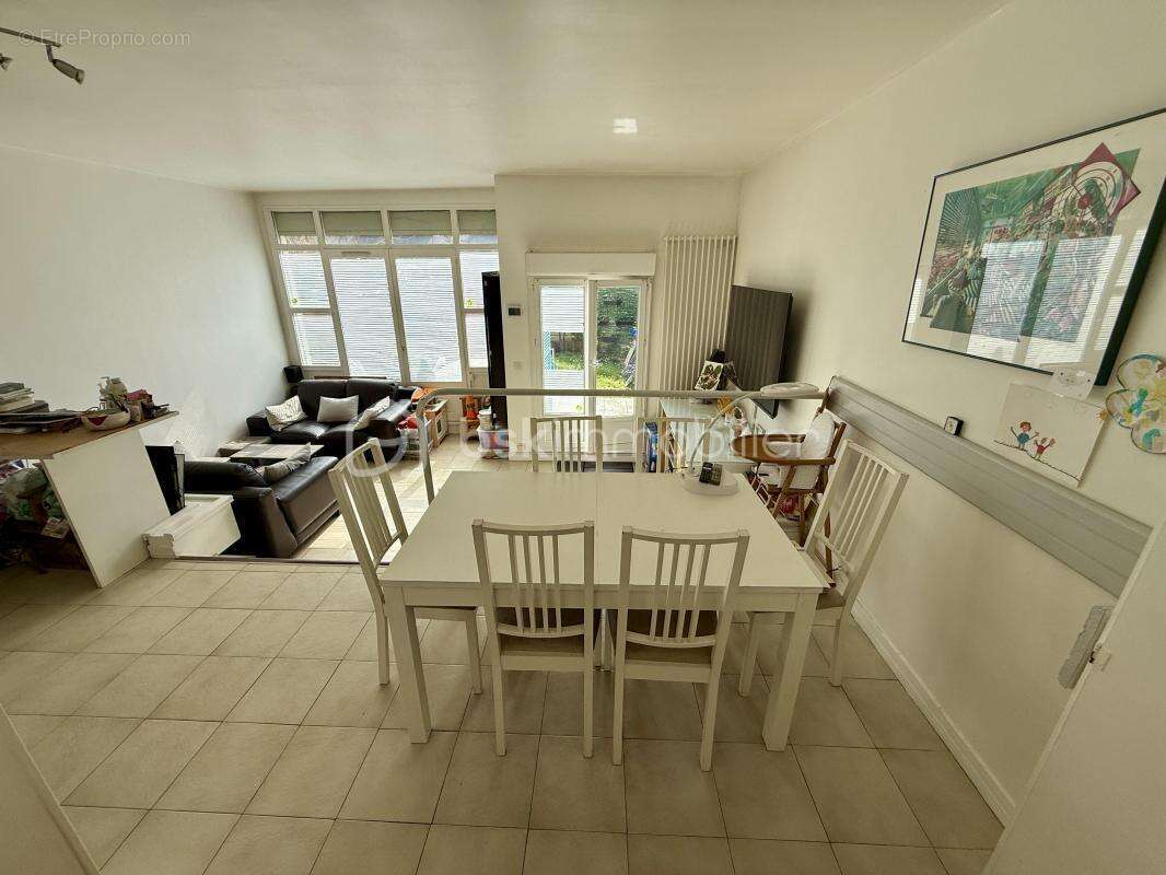 Appartement à EVRY
