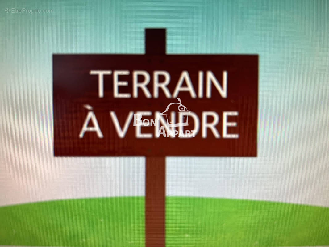 Terrain à BRIEY