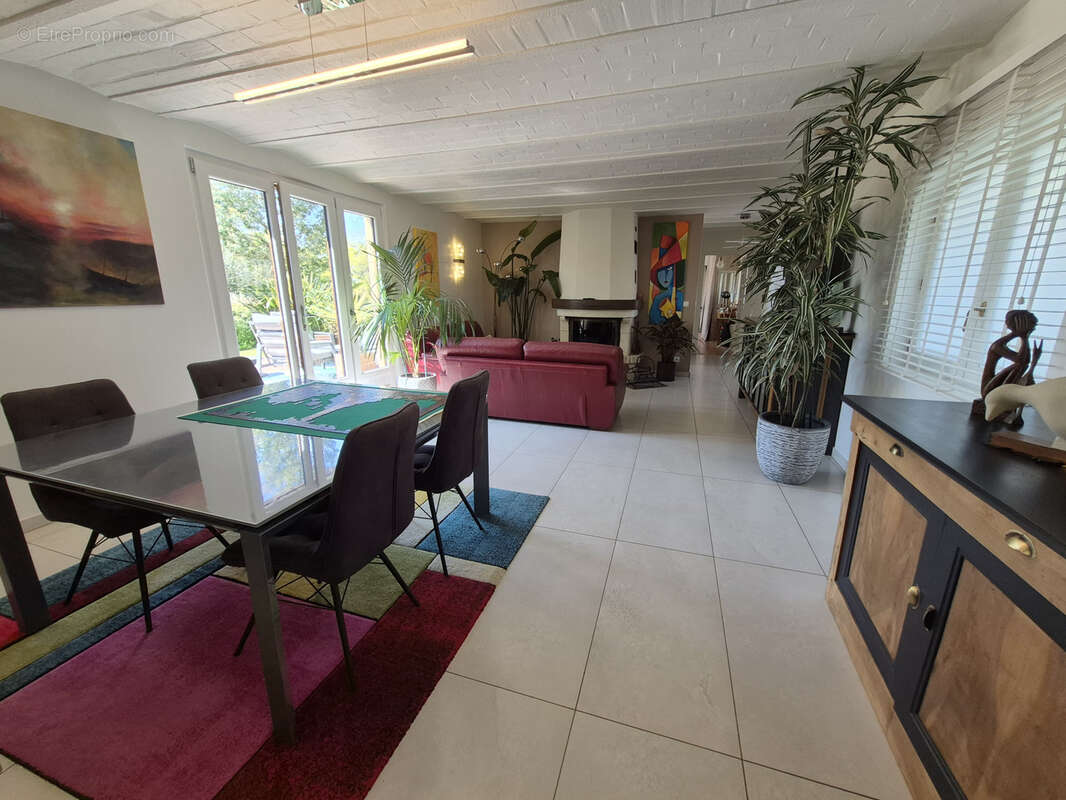 Maison à ROZAY-EN-BRIE