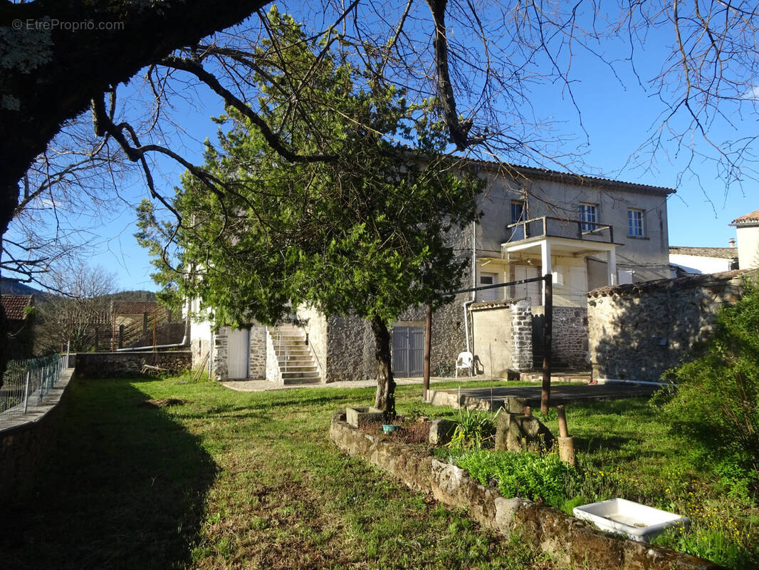 Maison à SAINT-AMBROIX