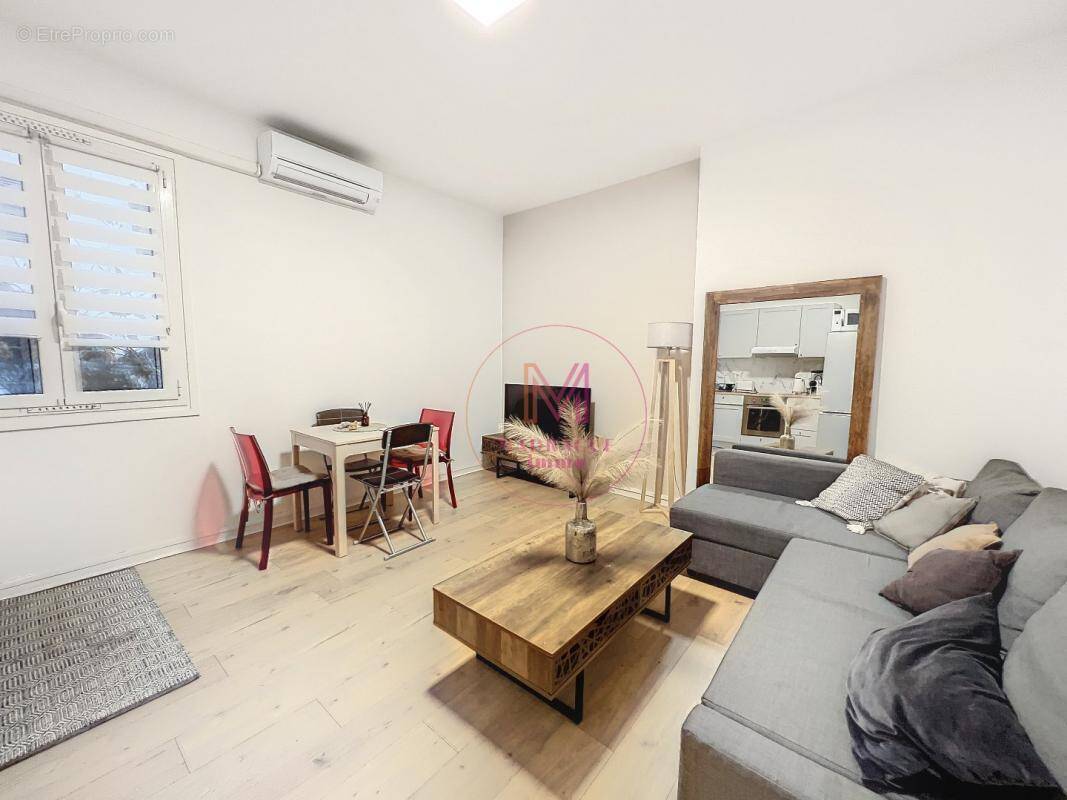 Appartement à LA TURBIE