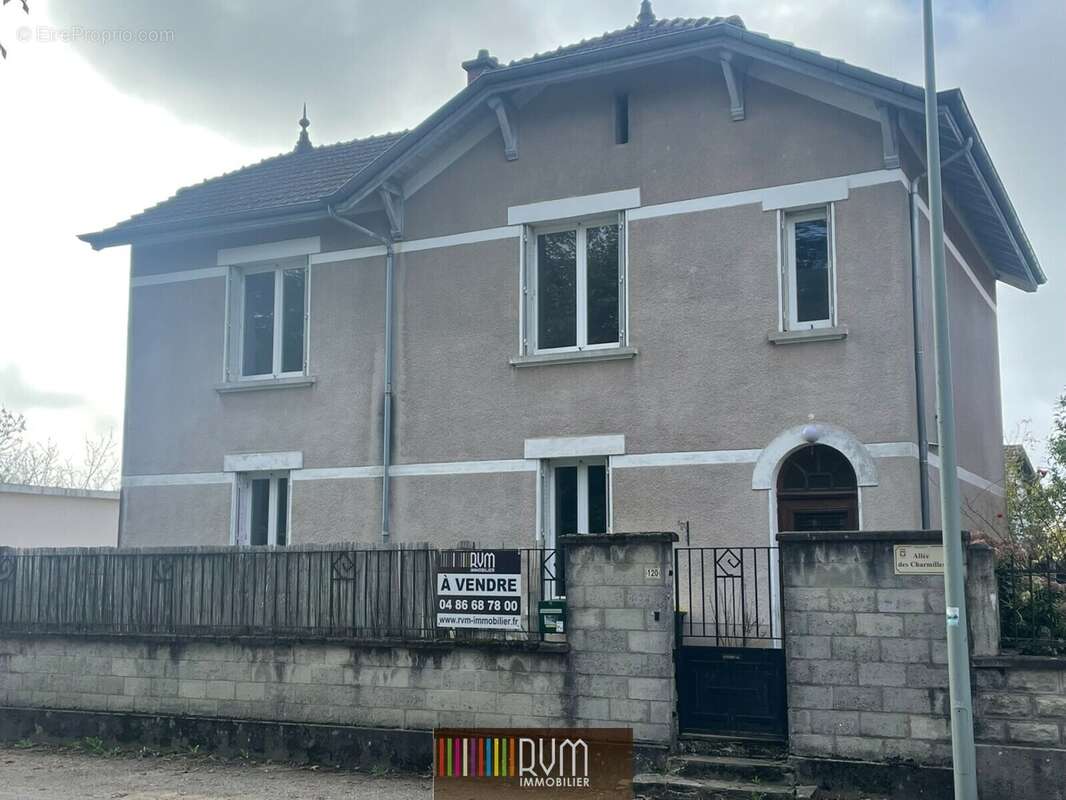 Maison à COLIGNY