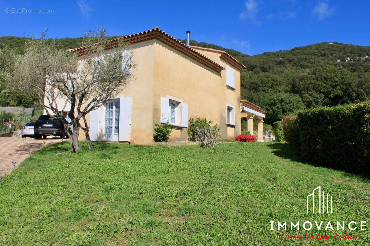 Maison à VAILHAUQUES