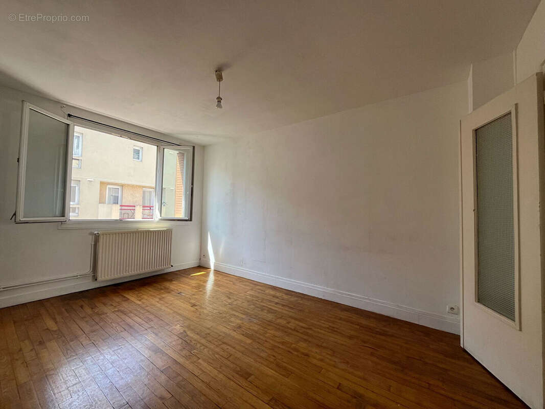 Appartement à LYON-8E