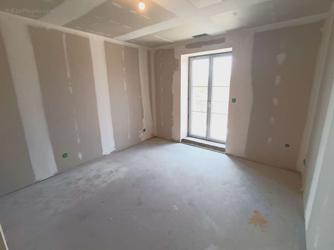 Appartement à CRECHES-SUR-SAONE
