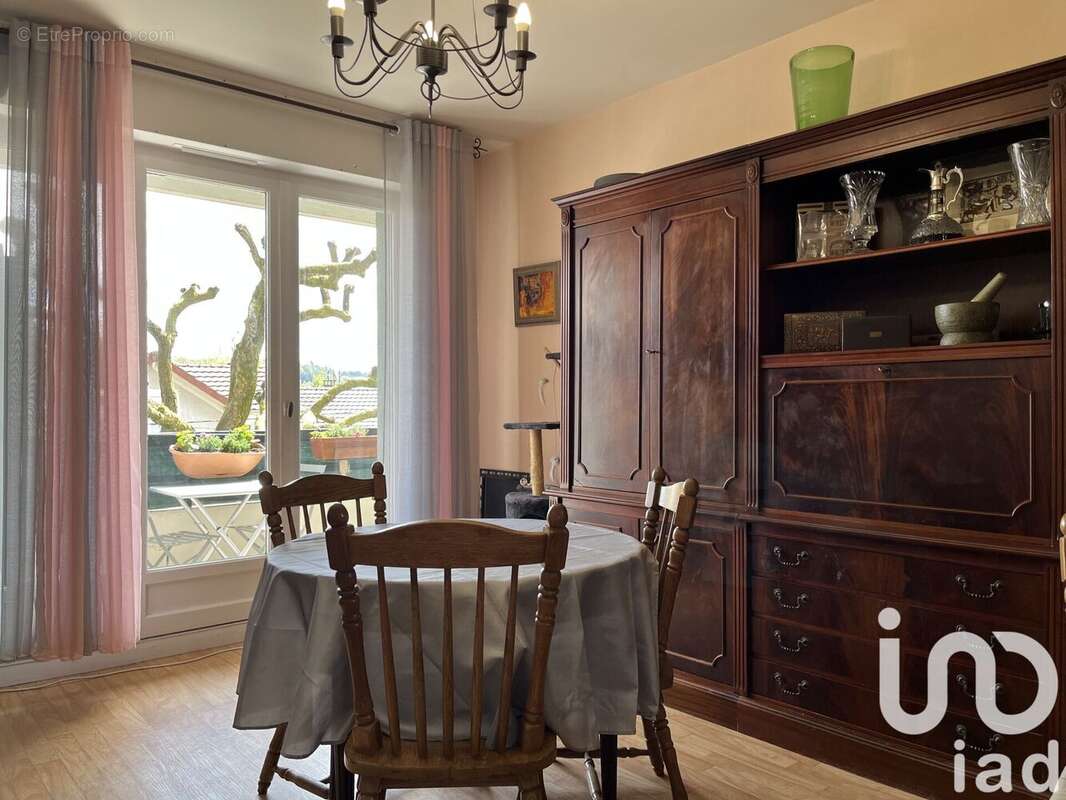 Photo 2 - Appartement à BRIVE-LA-GAILLARDE