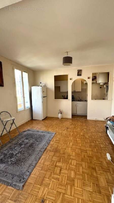 Appartement à SAINT-MAUR-DES-FOSSES