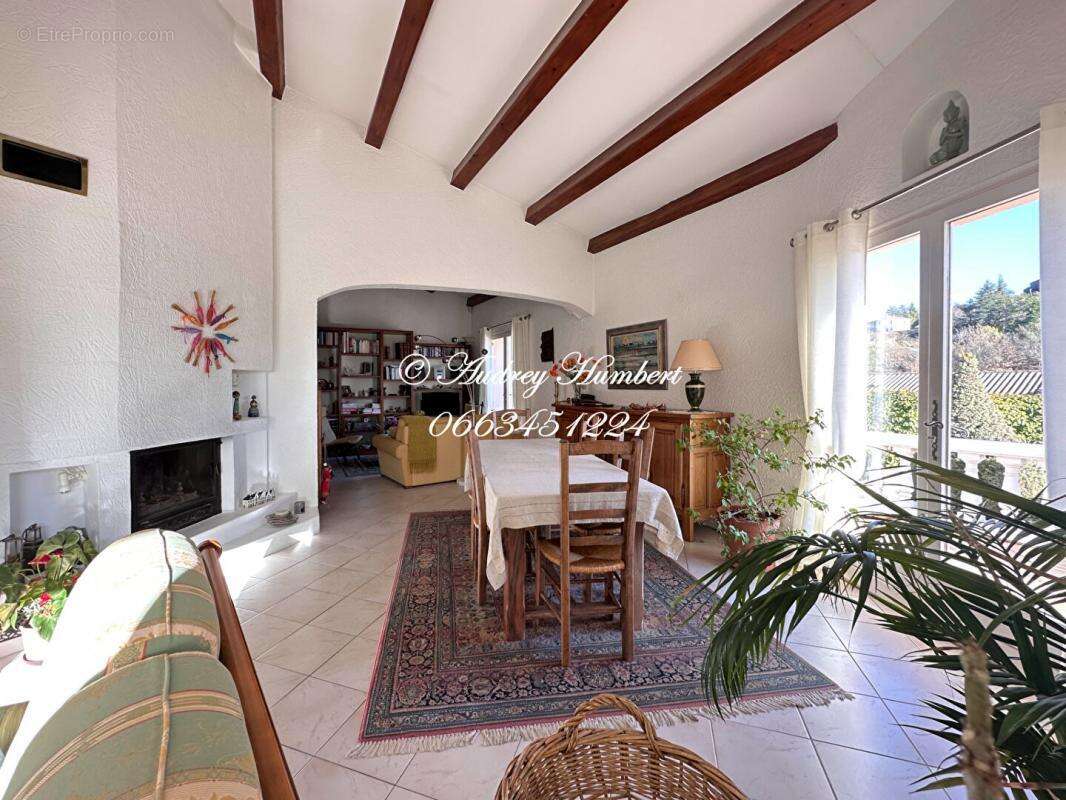 Maison à PIERREVERT