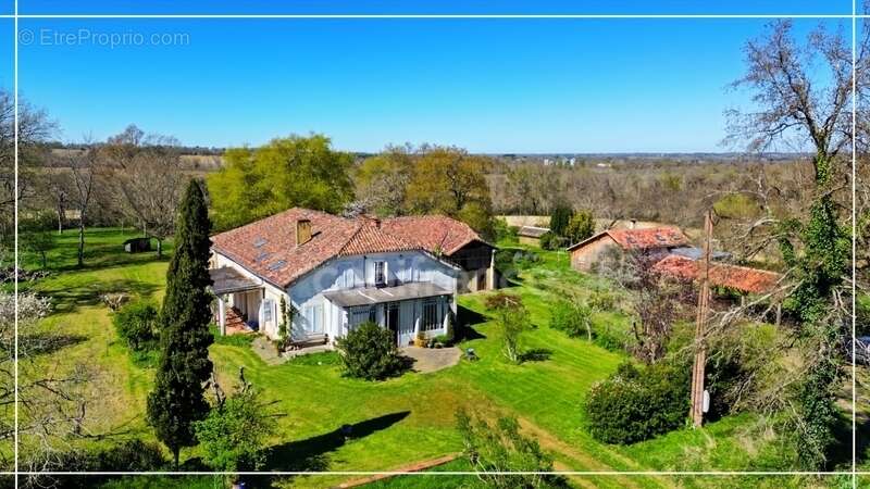 Maison à AIRE-SUR-L&#039;ADOUR
