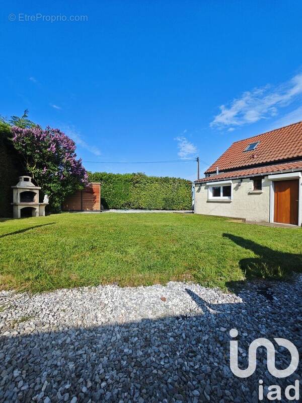 Photo 1 - Maison à BOLLEZEELE