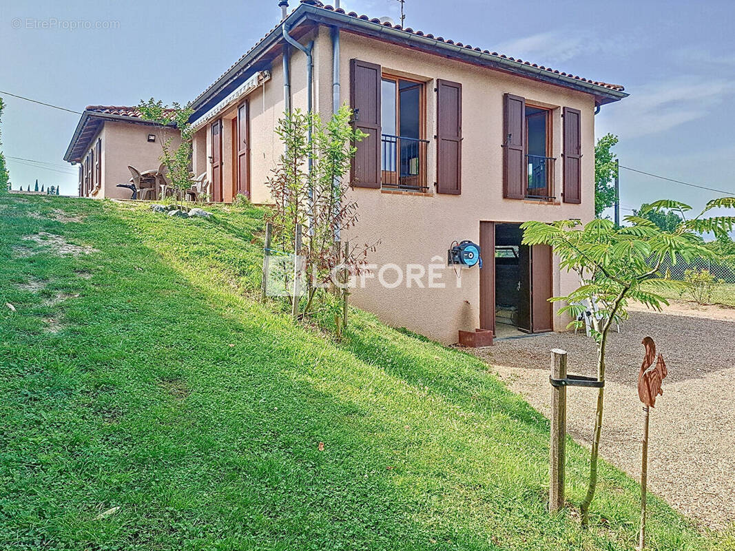Maison à BELLEVILLE