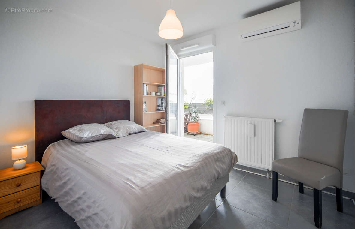 Appartement à JUVIGNAC