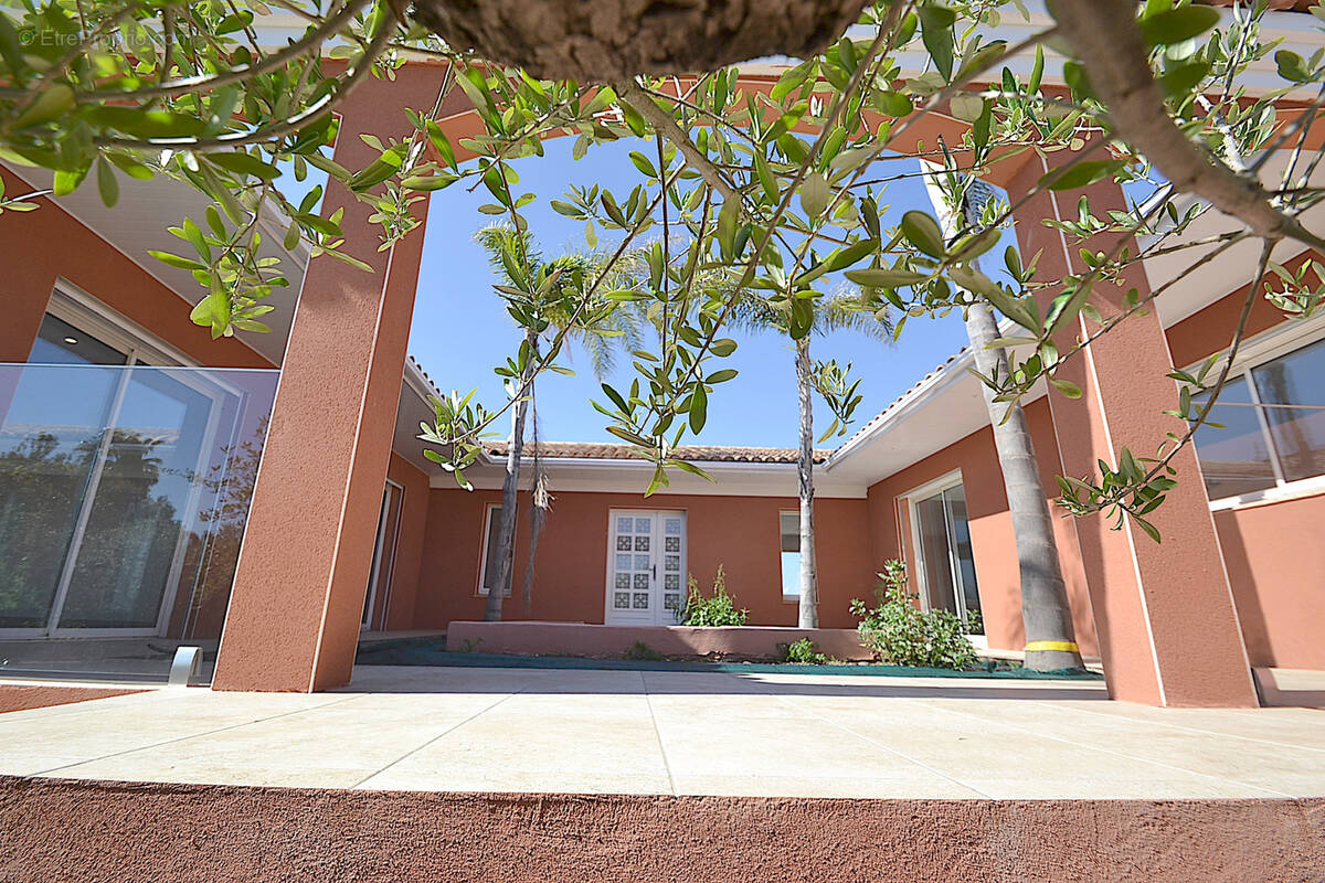 Maison à AGDE