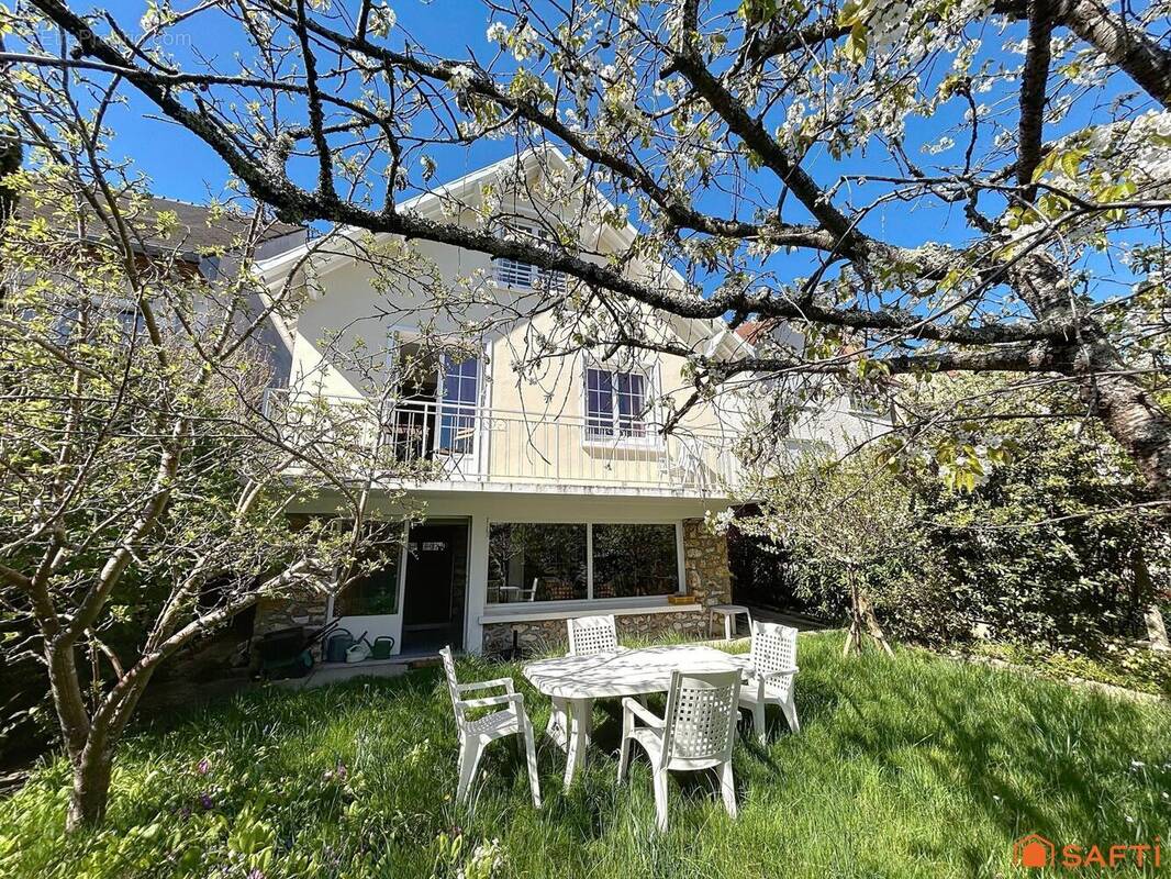 Photo 1 - Maison à VERRIERES-LE-BUISSON