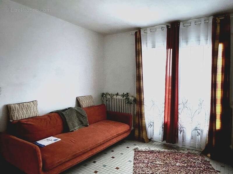 Maison à BLENEAU
