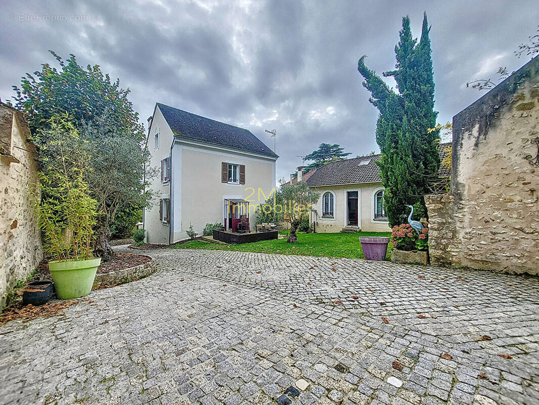 Maison à MELUN