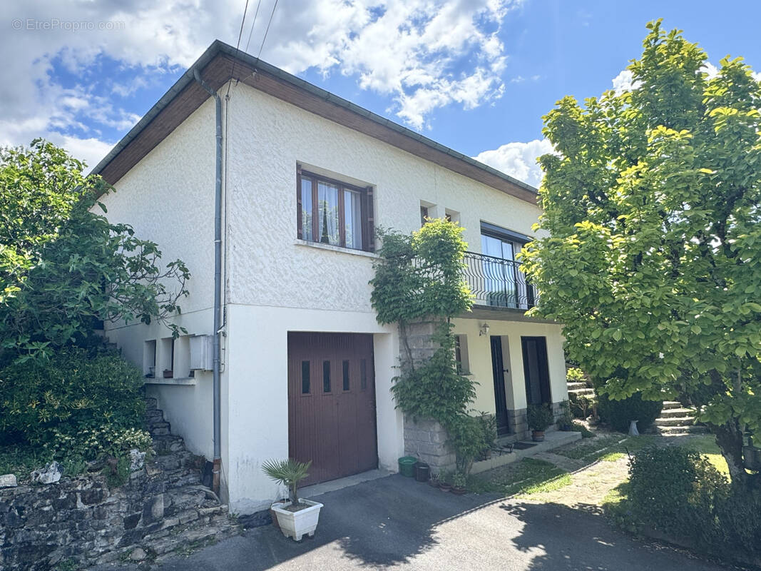 Maison à CORREZE