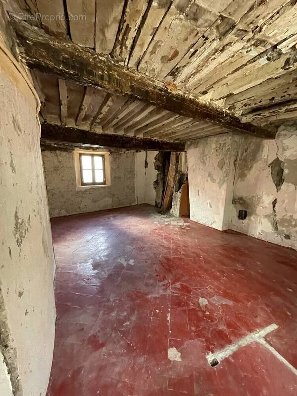 Appartement à FIGANIERES