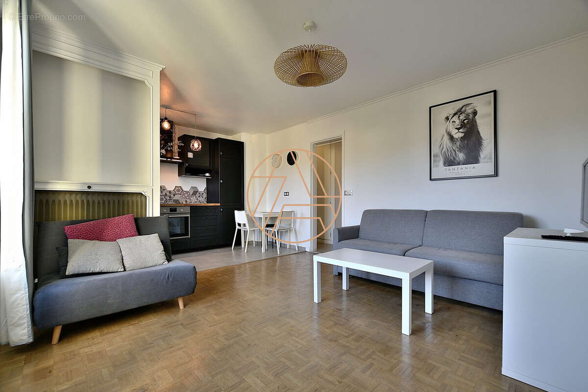 Appartement à SAINT-MAUR-DES-FOSSES