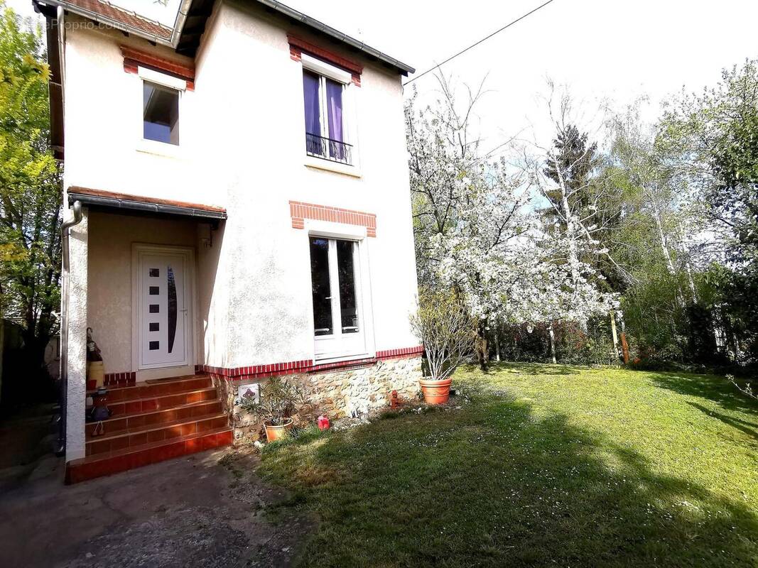 Photo 1 - Maison à ERMONT