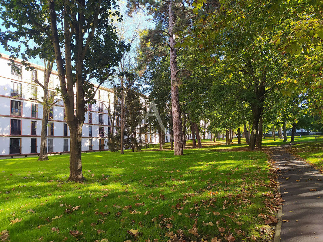 Appartement à CHEVRY-COSSIGNY