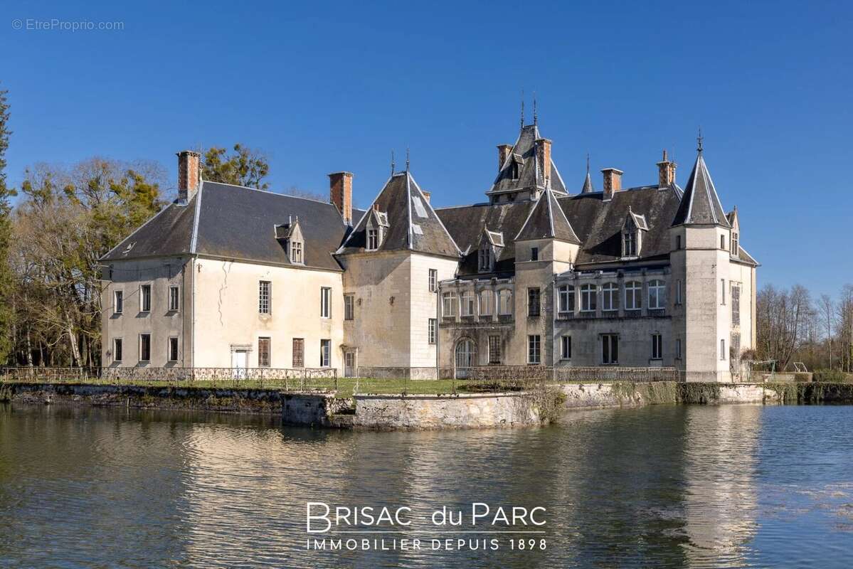 Maison à ROUVRES-SUR-AUBE