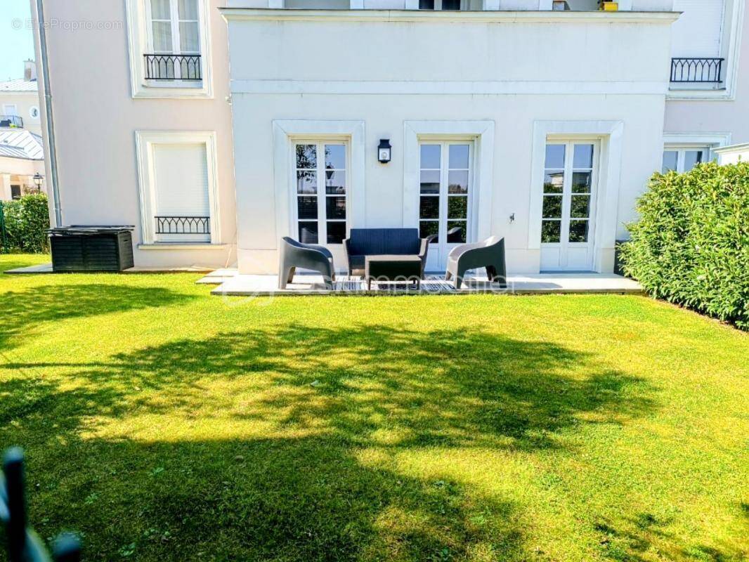 Appartement à SERRIS