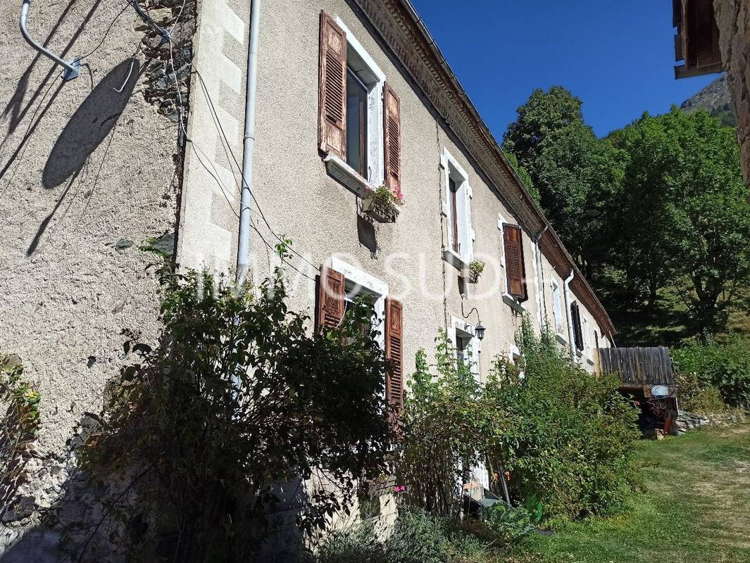Maison à LA MORTE