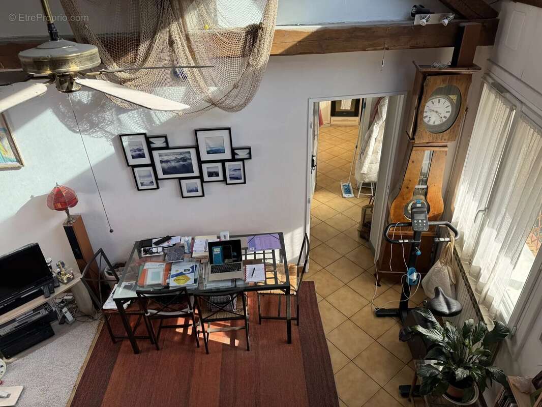 Appartement à FREPILLON