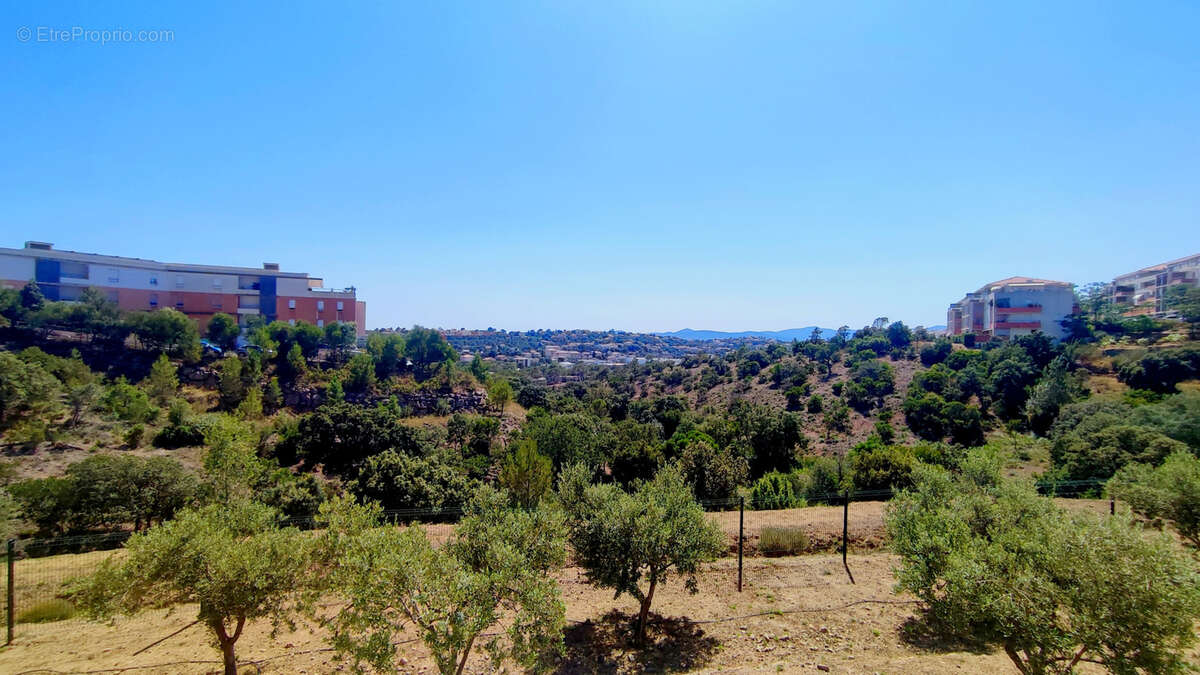 Autre à SAINT-RAPHAEL