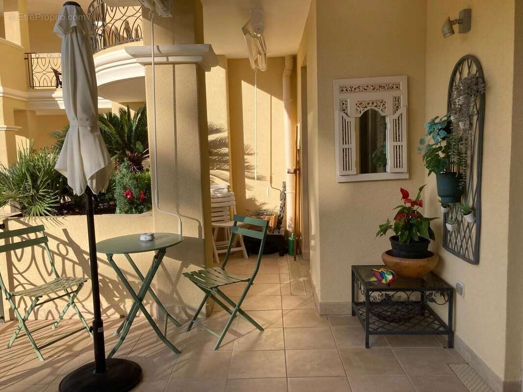 Appartement à HYERES