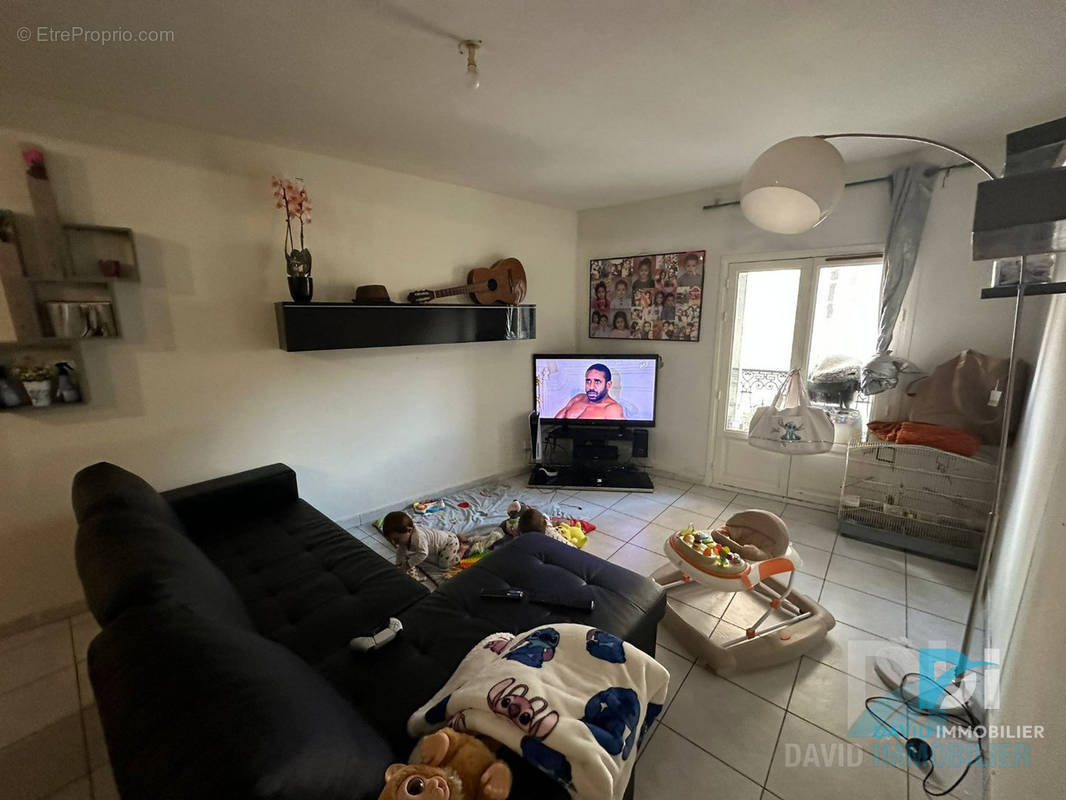 Appartement à SERVIAN