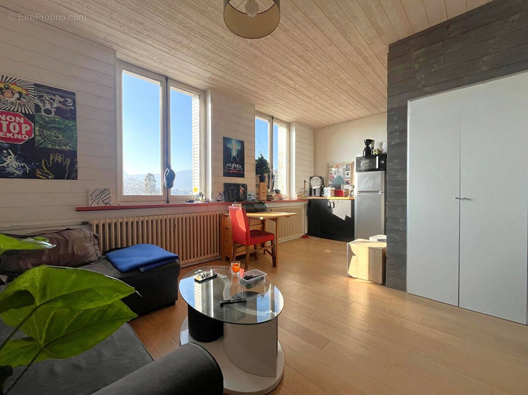 Appartement à AIX-LES-BAINS