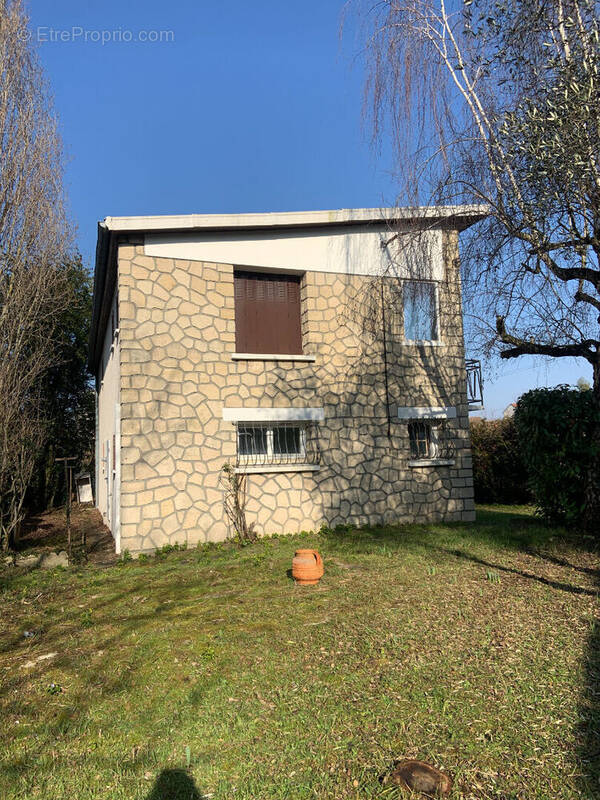 Maison à SAINT-GRATIEN