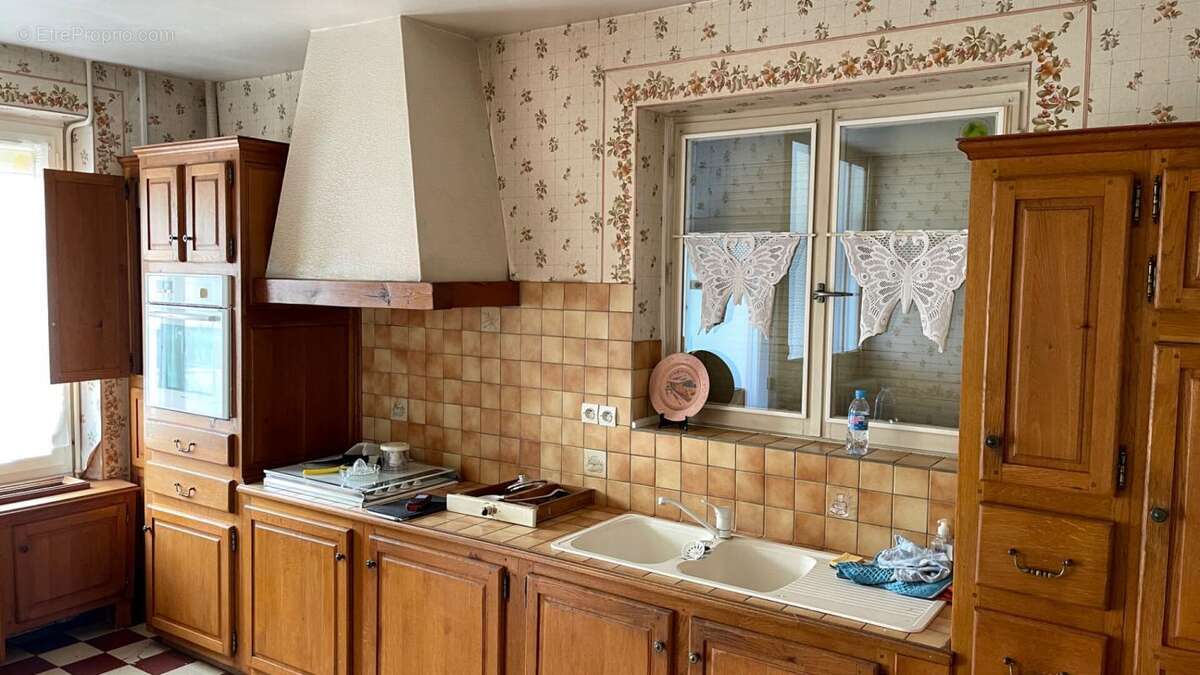 Maison à CONTRES