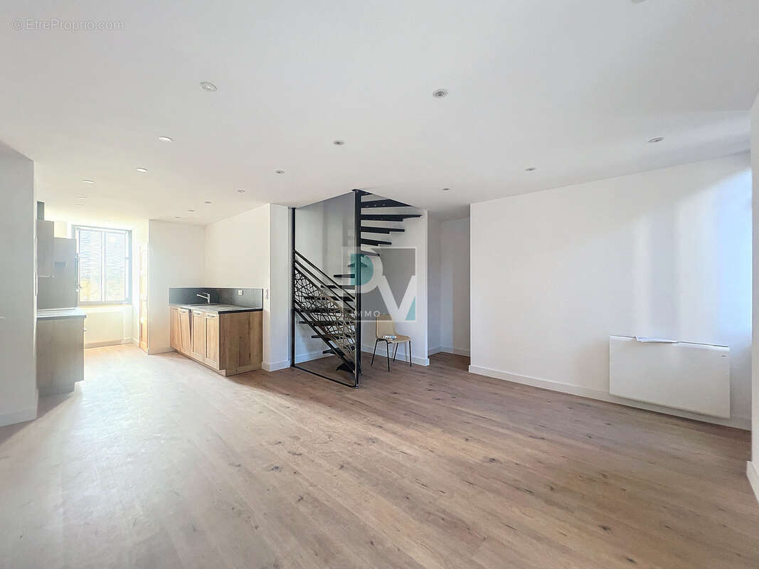 Appartement à FORMIGUERES