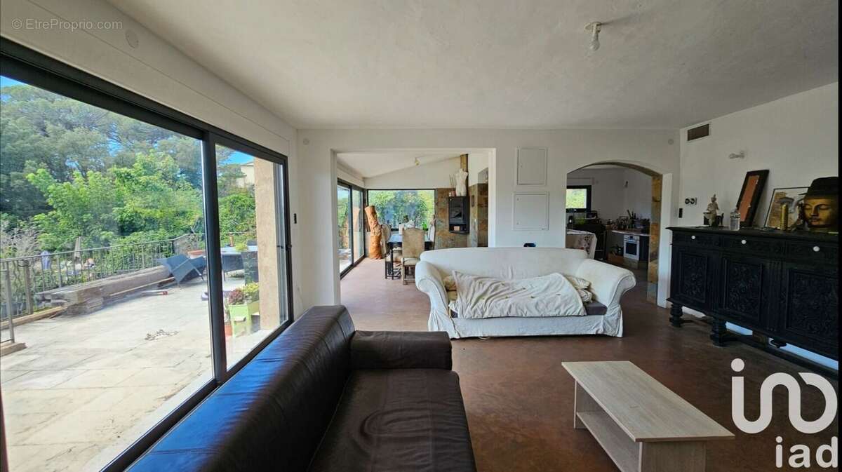 Photo 3 - Maison à GRIMAUD