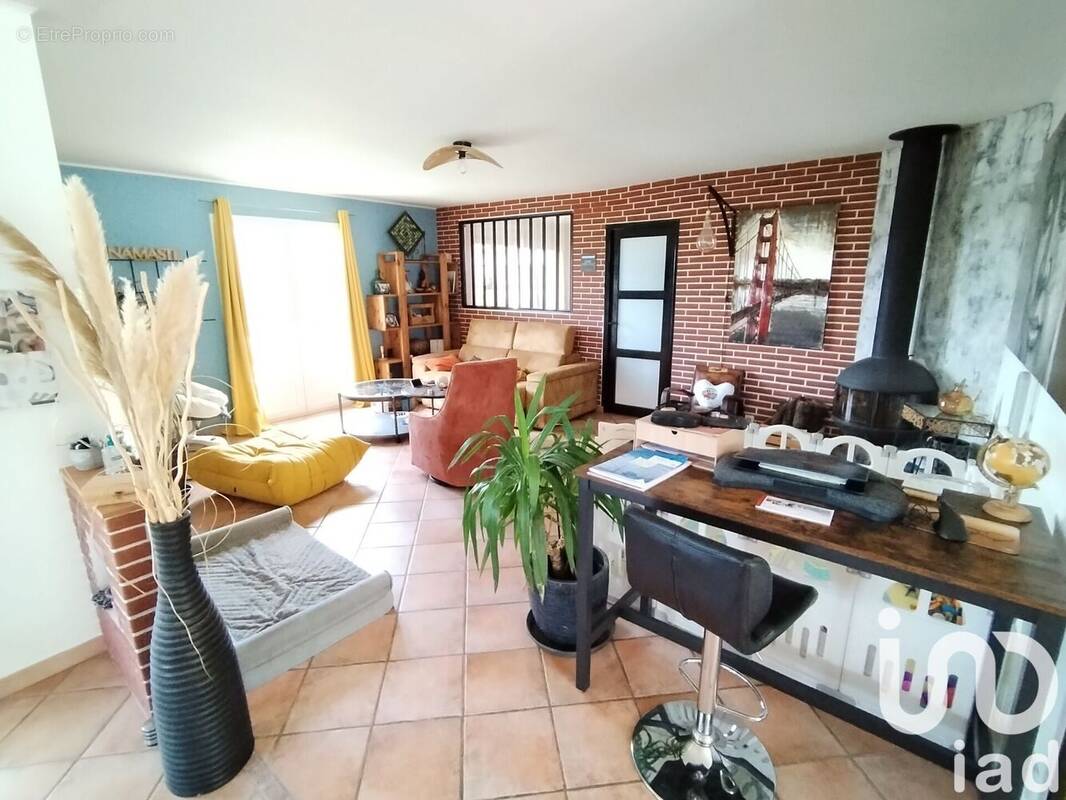 Photo 1 - Maison à VAILHAUQUES