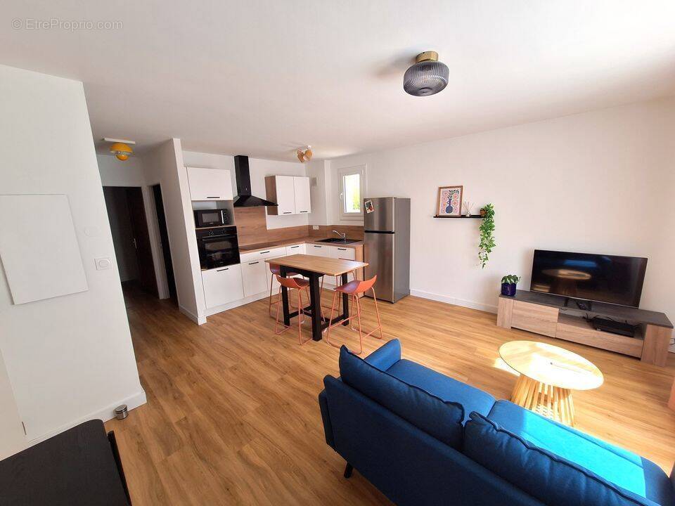 Appartement à CHATEAUNEUF-SUR-ISERE