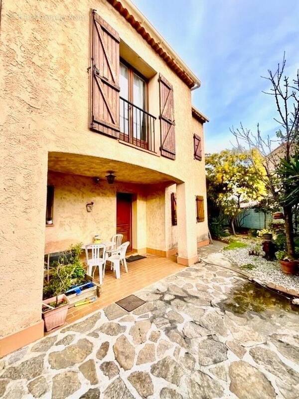 Photo 1 - Maison à LE PRADET